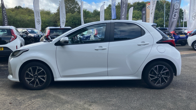 Toyota Yaris 1.5 Hybrid Design 5dr CVT Hybrid Hatchback